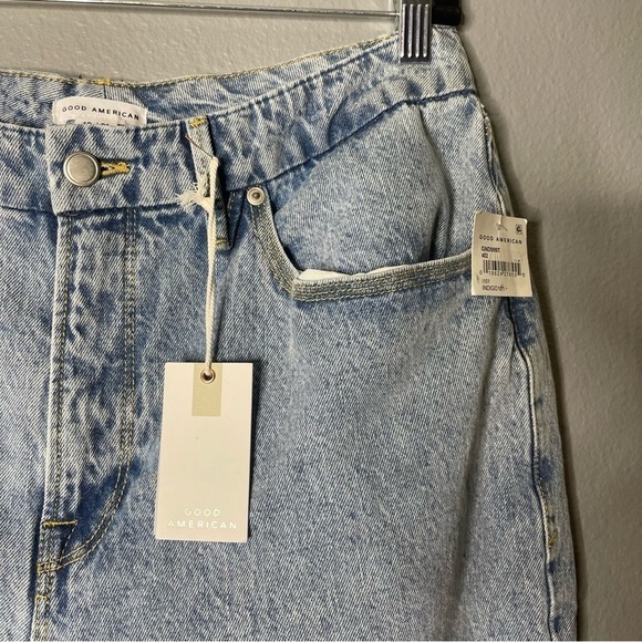 Good American 90s Duster High Rise Crop Straight Jeans - Picture 5 of 7